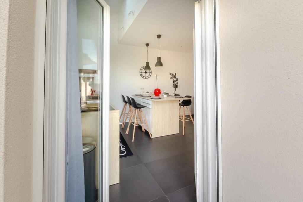 شقة New York House Villejust المظهر الخارجي الصورة